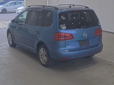 Volkswagen GOLF TOURAN