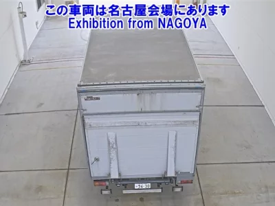 Toyota DYNA  с аукциона в Японии