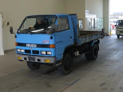 Isuzu ELF