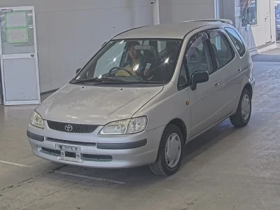 Toyota COROLLA SPACIO