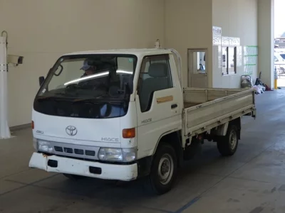 Toyota HIACE TRUCK