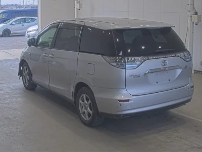 Toyota ESTIMA HYBRID
