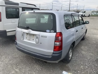 Toyota SUCCEED