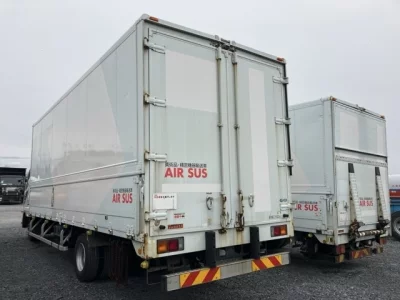 Mitsubishi FUSO FIGHTER