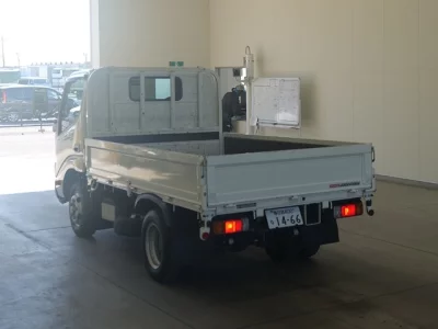 Hino DUTRO  с аукциона в Японии