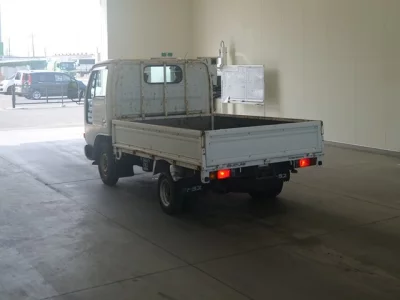 Nissan ATLAS  с аукциона в Японии