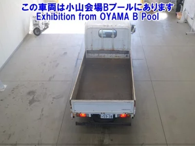 Nissan TRUCK