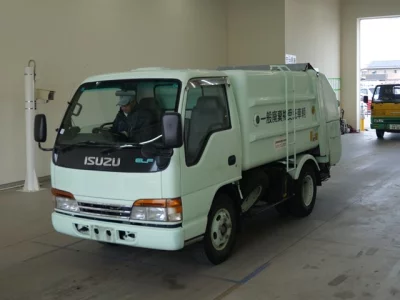 Isuzu ELF