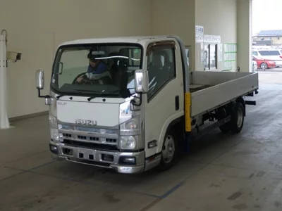 Isuzu ELF