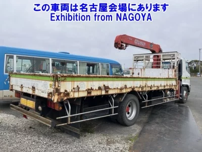 Hino TRUCK