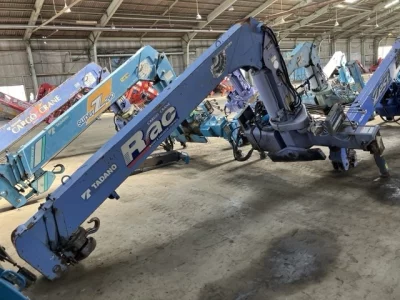 TADANO CRANE