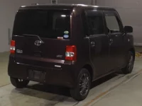 Toyota PIXIS SPACE лот № 4031 оценка 3  с аукциона в Японии 1