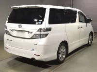Toyota VELLFIRE лот № 105 оценка 3  с аукциона в Японии 1