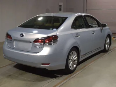 Lexus HS