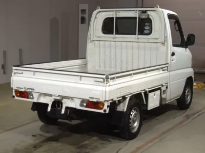 Nissan CLIPPER TRUCK