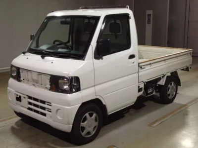 Nissan CLIPPER TRUCK
