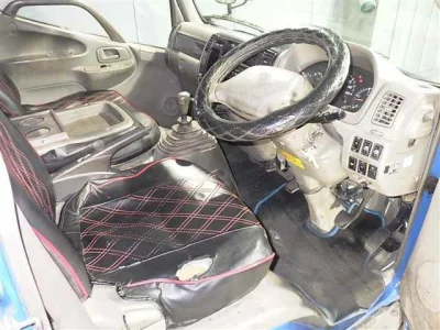 Hino DUTRO  с аукциона в Японии