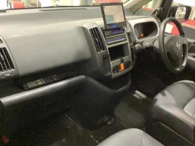 Nissan SERENA  с аукциона в Японии