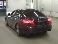 Maserati GHIBLI лот № 369 оценка 4  с аукциона в Японии 4