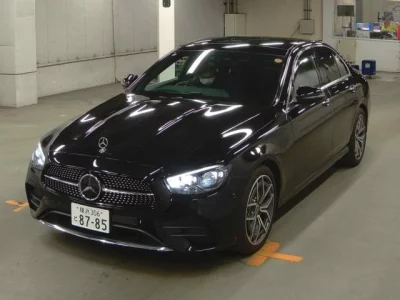 Mercedes-Benz E CLASS  с аукциона в Японии
