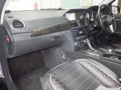 Mercedes-Benz C CLASS  с аукциона в Японии