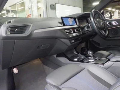 BMW 1-Series  с аукциона в Японии