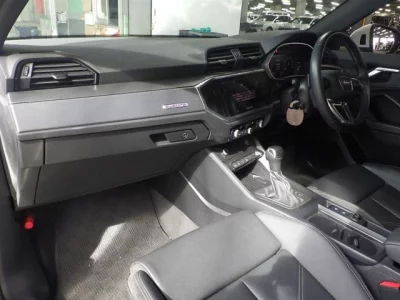 Audi Q3  с аукциона в Японии