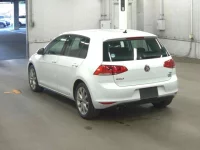 Volkswagen GOLF лот № 433 оценка 4  с аукциона в Японии 4