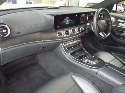 Mercedes-Benz E CLASS WAGON