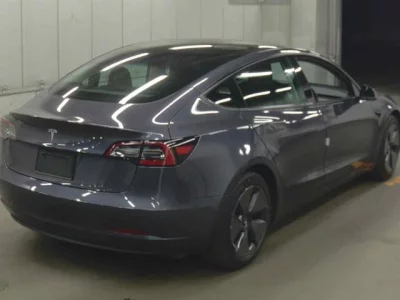 Tesla MODEL3