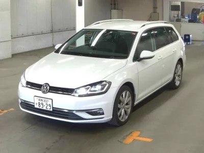 Volkswagen GOLF VARIANT