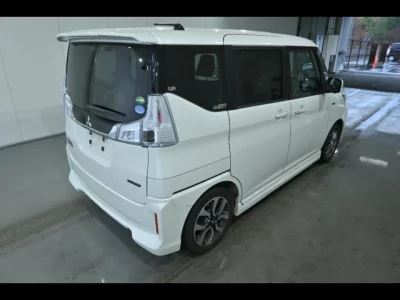 Mitsubishi DELICA D2