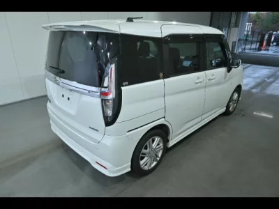 Mitsubishi DELICA D2