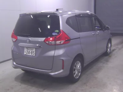Honda FREED  с аукциона в Японии