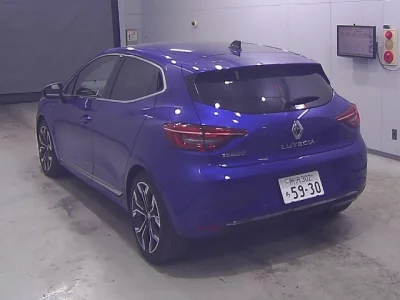 Renault LUTECIA  с аукциона в Японии