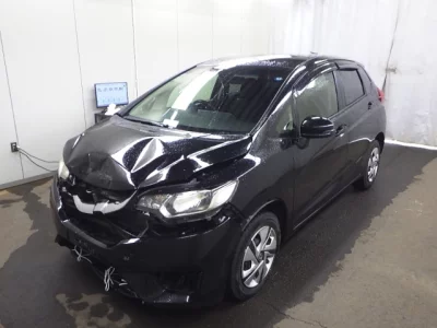 Honda FIT  с аукциона в Японии