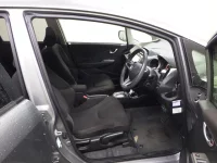 Honda FIT лот № 26102 оценка 4  с аукциона в Японии 5