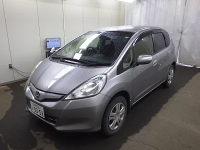 Honda FIT  с аукциона в Японии