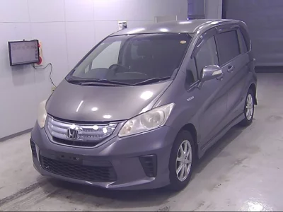 Honda FREED  с аукциона в Японии
