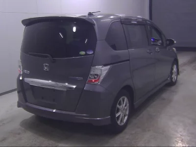 Honda FREED  с аукциона в Японии