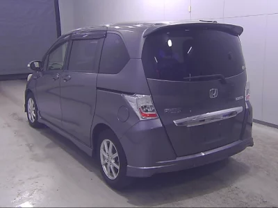 Honda FREED  с аукциона в Японии