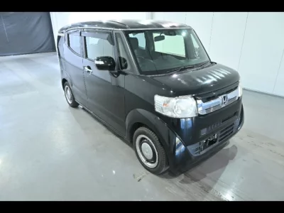 Honda N BOX SLASH