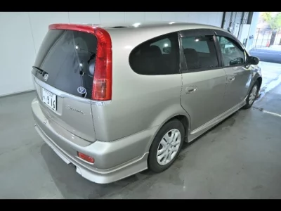 Honda STREAM