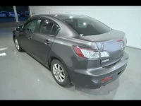 Mazda AXELA лот № 29099 оценка 3.5  с аукциона в Японии 3