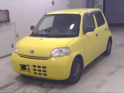 Daihatsu Esse