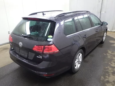 Volkswagen GOLF VARIANT