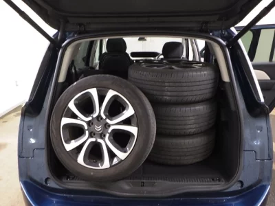 Citroen GRAND C4  с аукциона в Японии