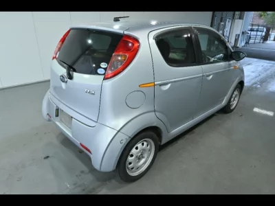 Subaru R2