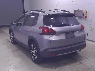 Peugeot 2008  с аукциона в Японии