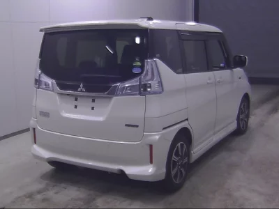 Mitsubishi DELICA D2